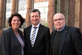 Zu Gast in seiner Heimat Richterbund-Vorsitzender Jens Gnisa (Mitte) mit der CDU Lippe-Vorsitzenden und Bundestagskandidatin Kerstin Vieregge (li.) und dem CDU Landtagskandidaten Walter Kern.
