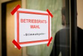 Seit diesem Monat können Beschäftigte in der Region ihre Betriebsräte wählen. Die NGG Bielefeld-Herford warnt jedoch: Arbeitgeber, die die Wahl behindern, riskieren eine Haftstrafe. © Tobias Seifert/NGG