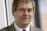 Prof. Heinz Kitzerow ist neuer Vorsitzender der Deutschen Flüssigkristall-Gesellschaft.Foto Matthias Groppe