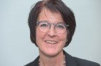 Simone Heuwinkel (54) leitet ab 	dem 1.  Januar 2020 die IHK	- Akademie Ost-
westfalen GmbH	. Foto: IHK