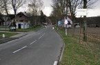 Fahrbahneinbauten und Fahrbahnteiler zur Geschwindigkeitsverringerung werden nach der Sanierung wiederhergestellt. Fotos: Kreis Paderborn