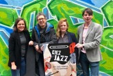 Sind gespannt auf die Kiez-Jazz-Premiere am 15. September: Jana Felmet (Programmleitung Weberei), Ansgar Specht (Musiker), Lena Jeckel (Stadt Gütersloh, Fachbereich Kultur), Steffen Böning (Bürgerkiez-Geschäftsführer)