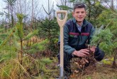 Nikolas Osburg ist der neue Hüter der Wälder im Gemeindeforstamt Willebadessen Foto: Forstamt Willebadessen