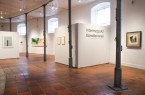 Ein Blick in die Ausstellung "Künstlerinnen“.Foto:© Stadt Paderborn