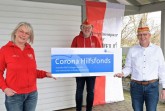 Petra Hollenbeck, Jörg Johannpaschedag und der zweite Vorsitzende Roland Fohrmann freuen sich über die Unterstützung aus dem Corona Hilfsfonds.