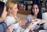 Kaffee-Fans in Bielefeld können sich freuen: Das Getränk fördert nicht nur die Konzentration, sondern regt auch einige Funktionen im Körper positiv an – wenn die Menge stimmt. Foto: AOK/Colourbox/hfr.