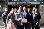 v.l.n.r.: Dominik Straube, Daniela und Lea Wilbert, Mona Stuckenbröker, Jochen Hoffmann, Peter Schmidt, Thorsten Reim, Jonas Nassal-Schellinger, Serif Dag, Anke Schmidt nicht im Bild: Andrea Junker und Jörg Niehoff. (Foto: Franklin Hollander)